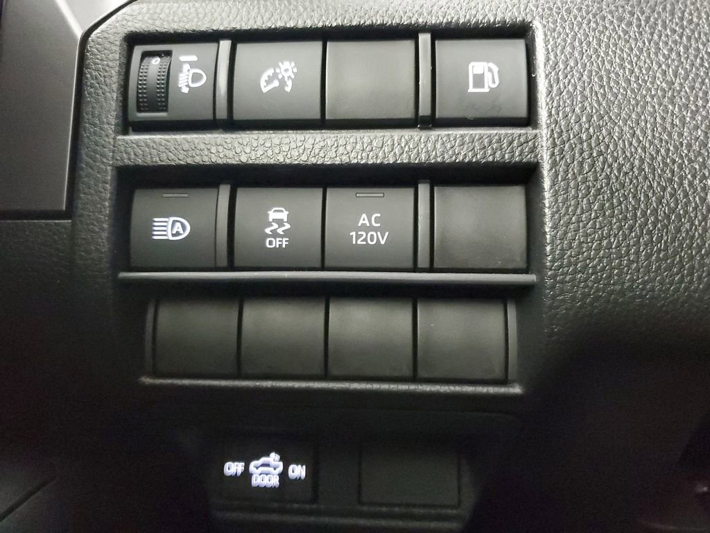 Used 2025 Toyota Tacoma TRD Sport AWD/4WD image 34