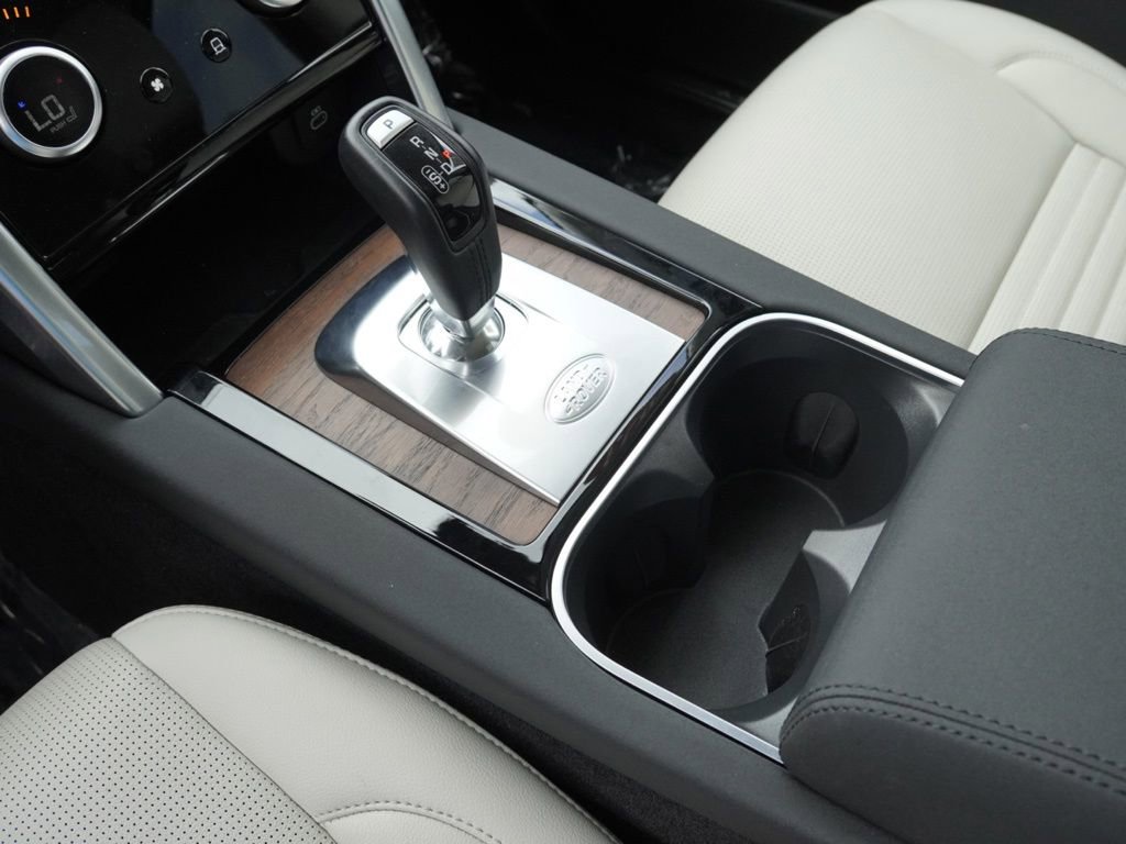 Used 2023 Land Rover Discovery Sport SE AWD/4WD image 14