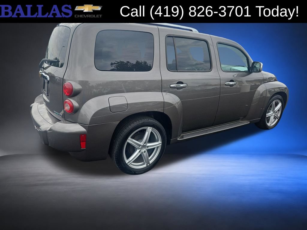 Certified 2011 Chevrolet HHR LT w/ LT Preferred Equipment Group FWD image 5