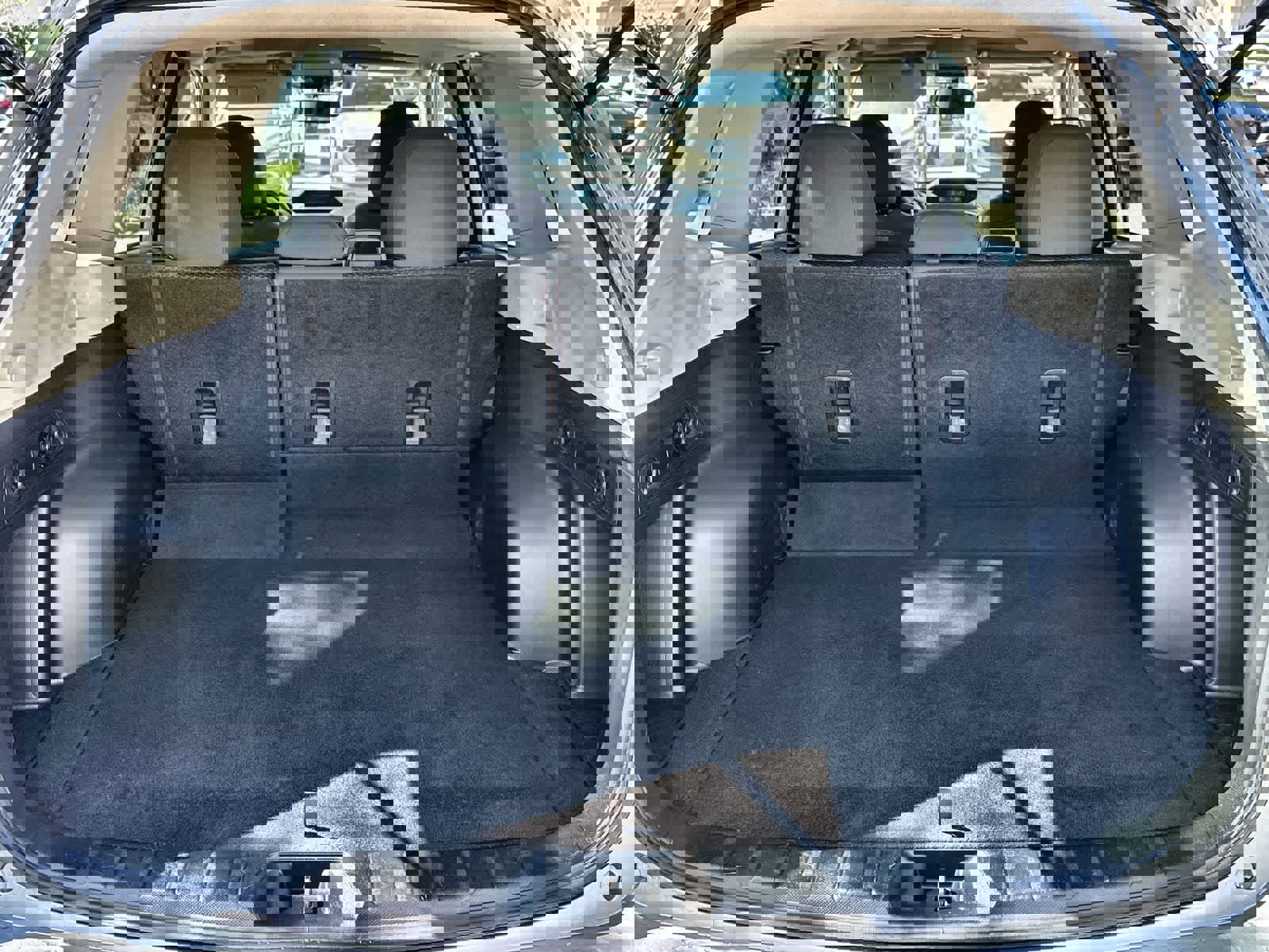 Used 2020 Subaru Forester Premium image 16