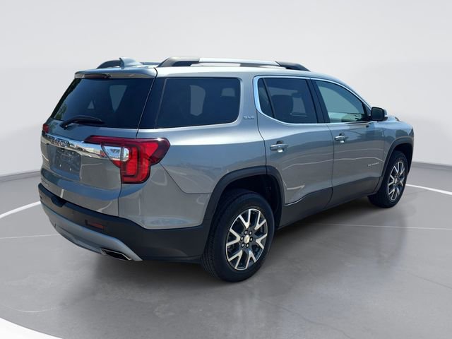 Used 2023 GMC Acadia SLE w/ Driver Convenience Package FWD image 3