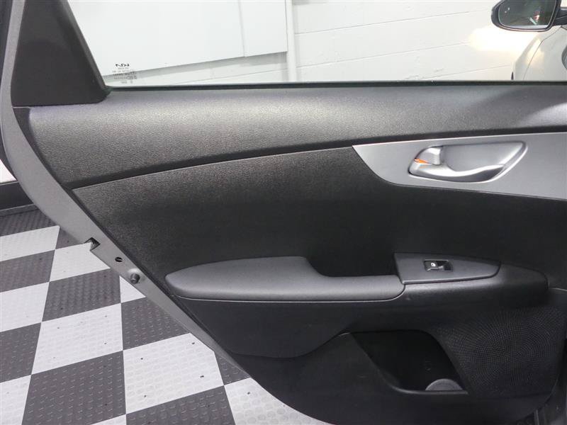 Used 2023 Kia Forte LXS w/ LXS Technology Package FWD image 25
