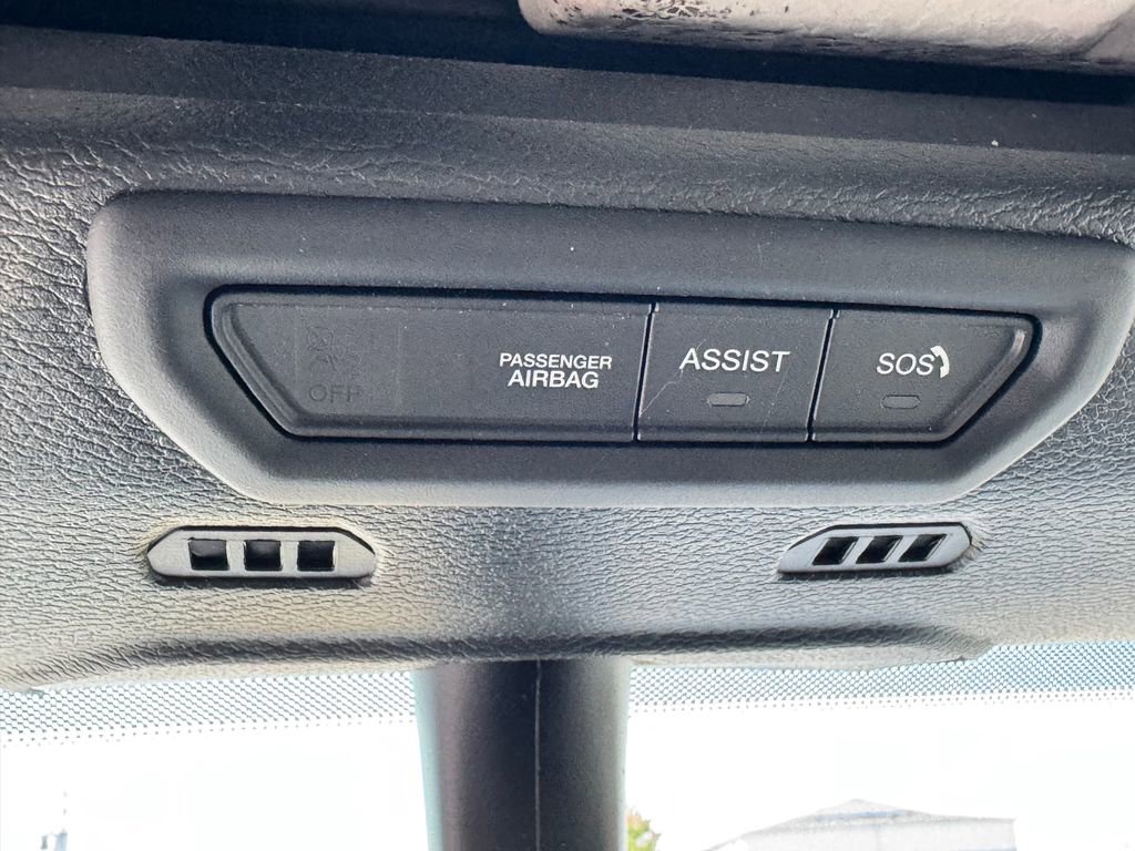 Used 2022 Jeep Wrangler Unlimited Sahara AWD/4WD image 28