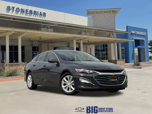 Used 2025 Chevrolet Malibu LT image 1