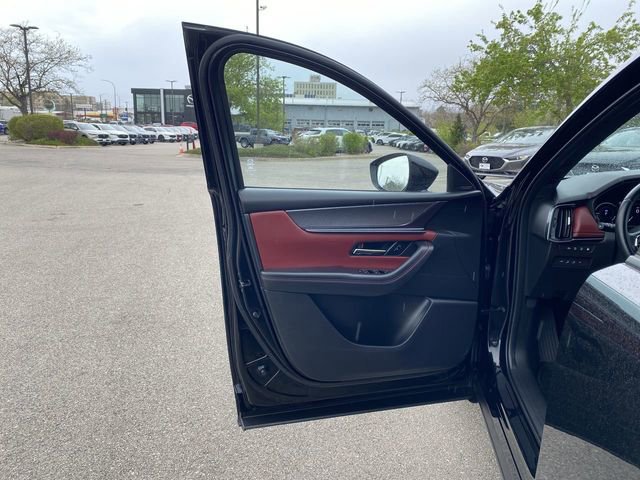 Certified 2025 MAZDA CX-70 Plug-In Hybrid w/ Premium Plus image 10