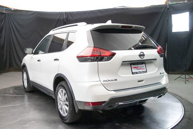 Used 2018 Nissan Rogue SV image 10
