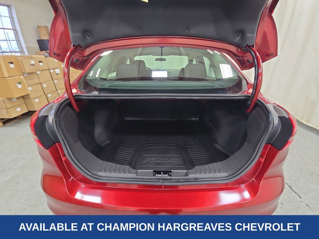 Used 2017 Ford Focus SE image 35