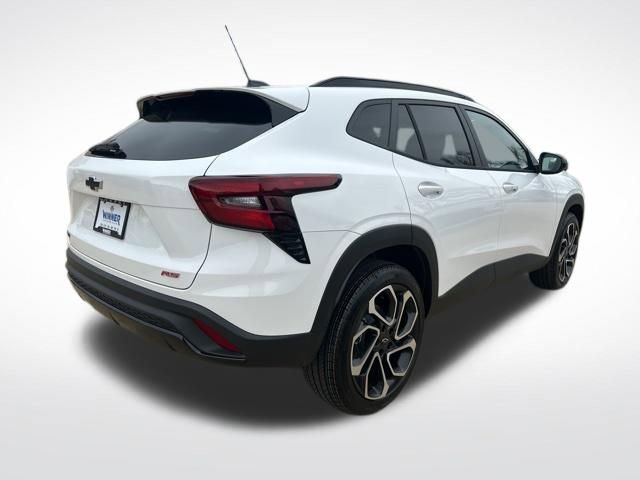 New 2026 Chevrolet Trax RS w/ Sunroof Package image 5