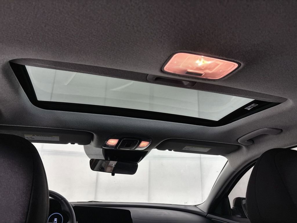 New 2025 Hyundai Elantra SEL FWD image 16
