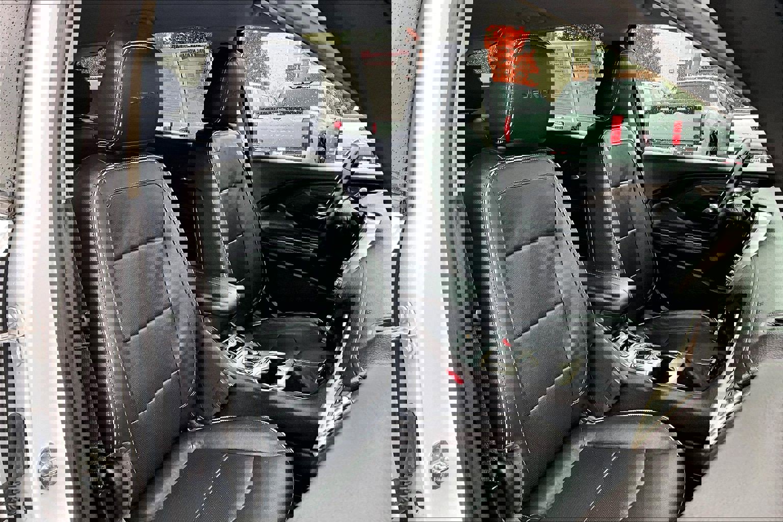 Used 2020 GMC Terrain Denali w/ LPO, Floor Liner Package image 7