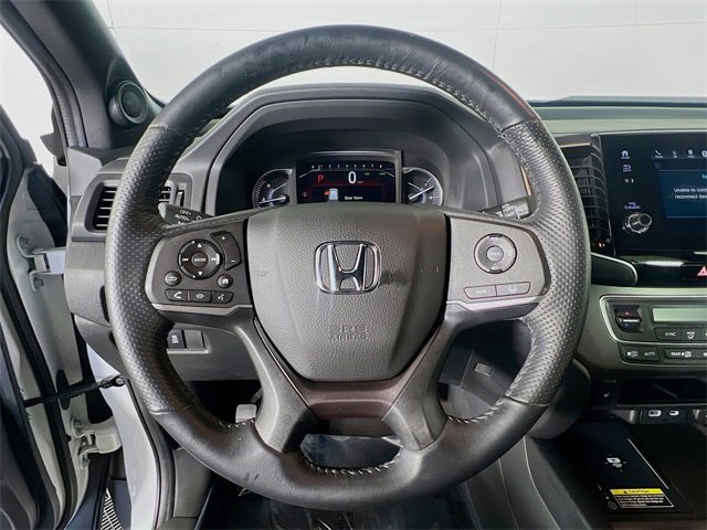 Certified 2025 Honda Passport EX-L image 15