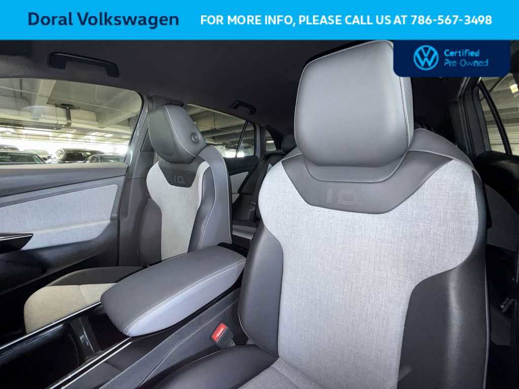 Used 2024 Volkswagen ID.4 2WD image 14