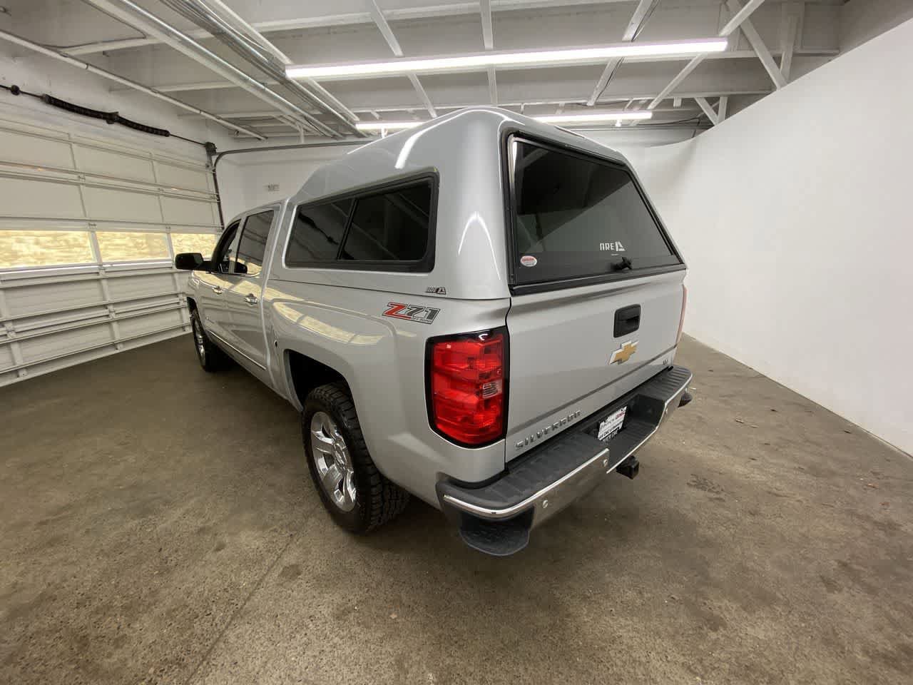 Used 2015 Chevrolet Silverado 1500 LTZ Z71 w/ LTZ Plus Package AWD/4WD image 4