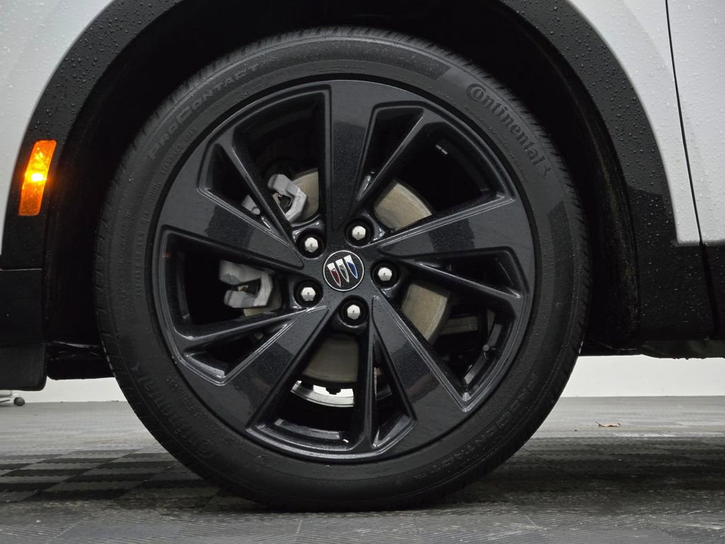 Used 2025 Buick Envision Sport Touring image 18