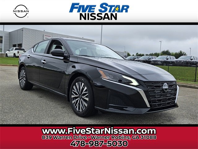 New 2025 Nissan Altima 2.5 SV