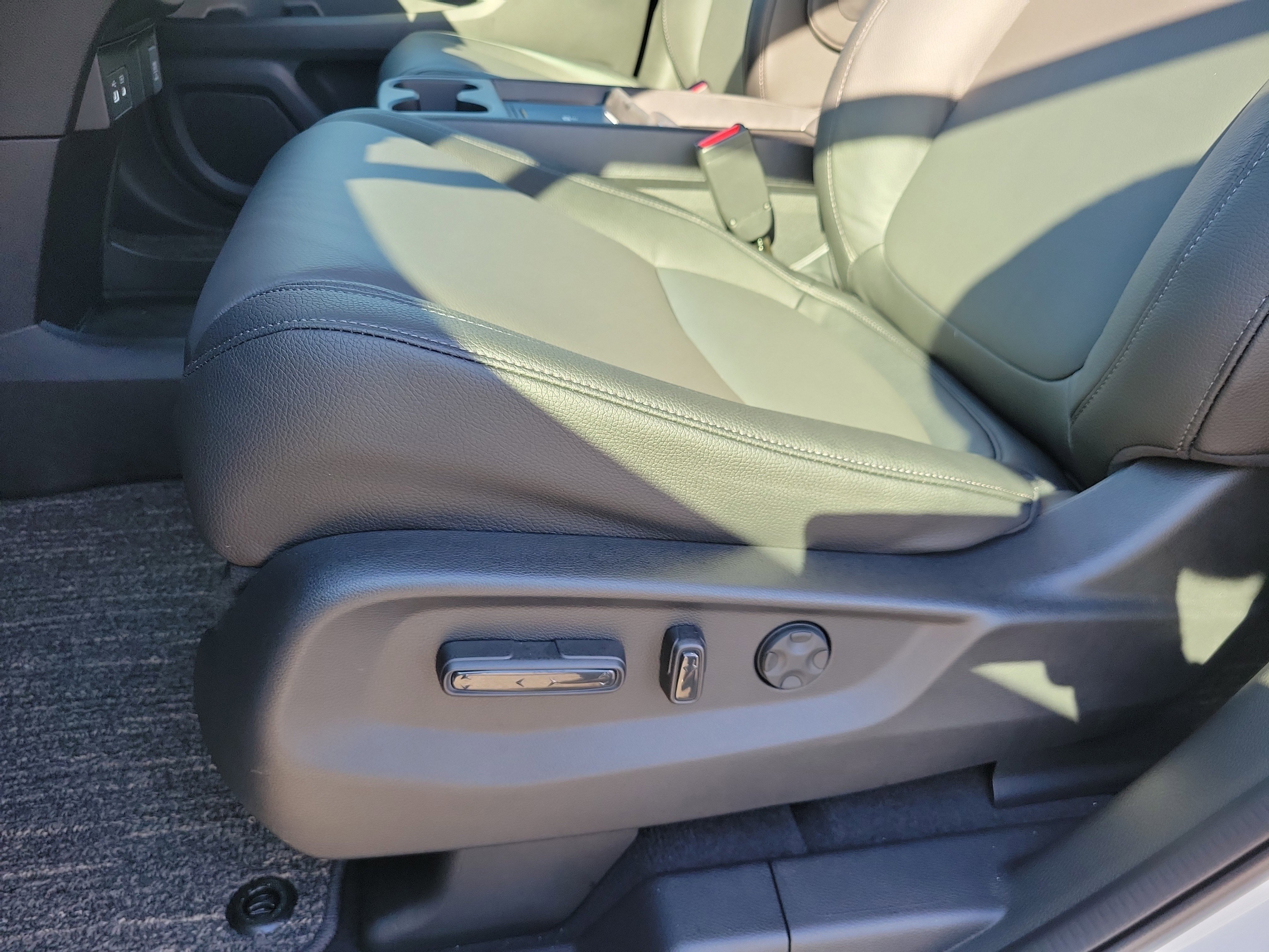 New 2026 Honda Odyssey EX-L image 14