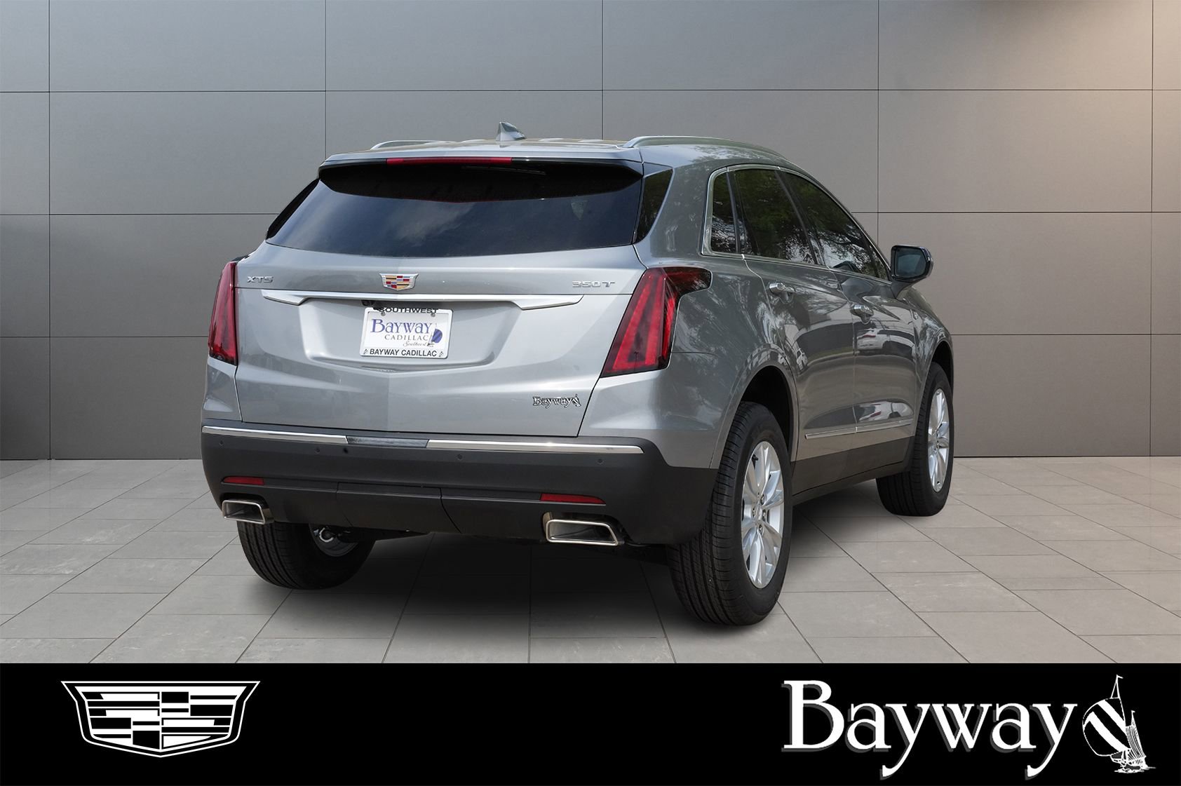 New 2026 Cadillac XT5 Luxury w/ LPO, Floor Liner Package image 5