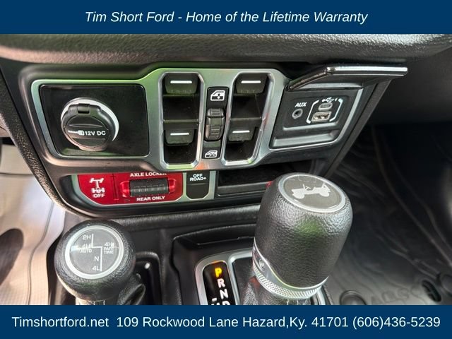 Used 2024 Jeep Wrangler Unlimited AWD/4WD image 14