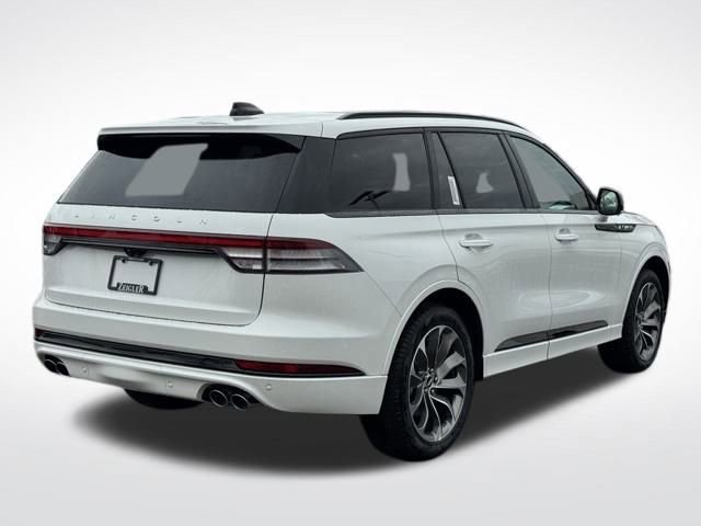 New 2026 Lincoln Aviator AWD w/ Jet Appearance Package image 5