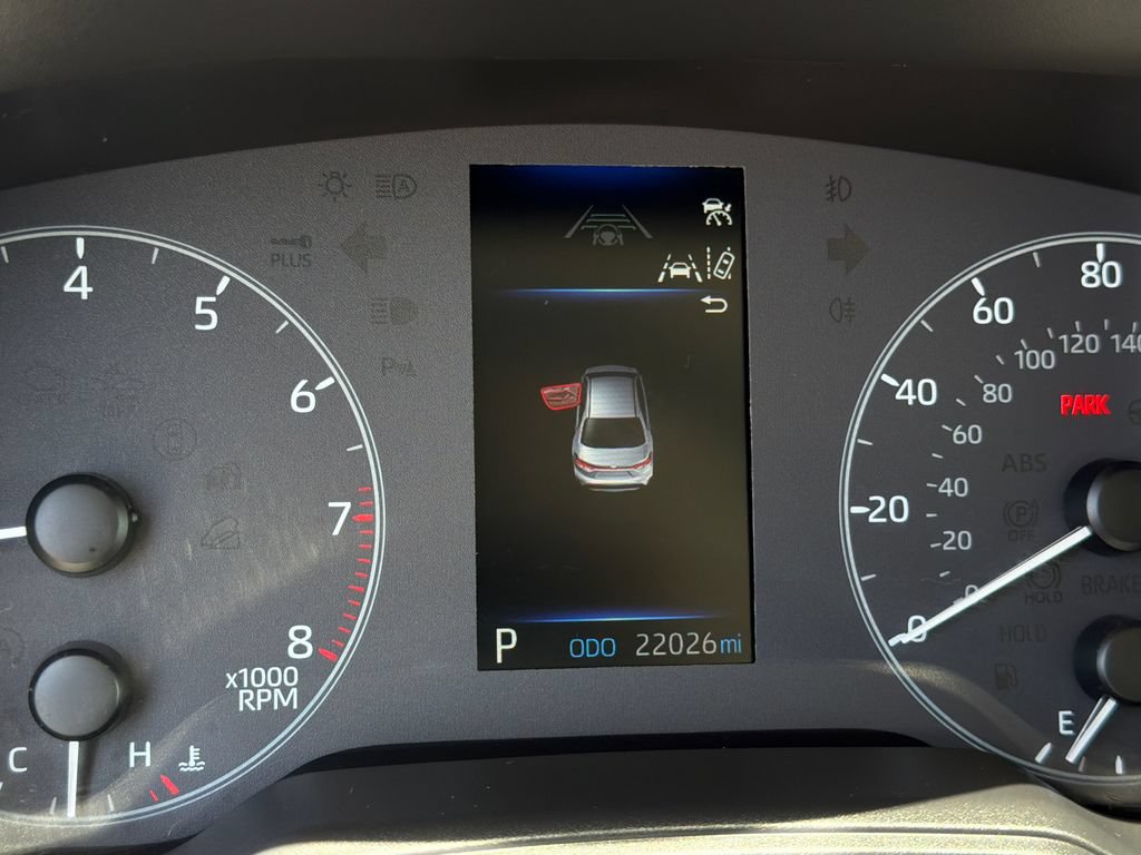 Used 2025 Toyota Corolla LE FWD image 30