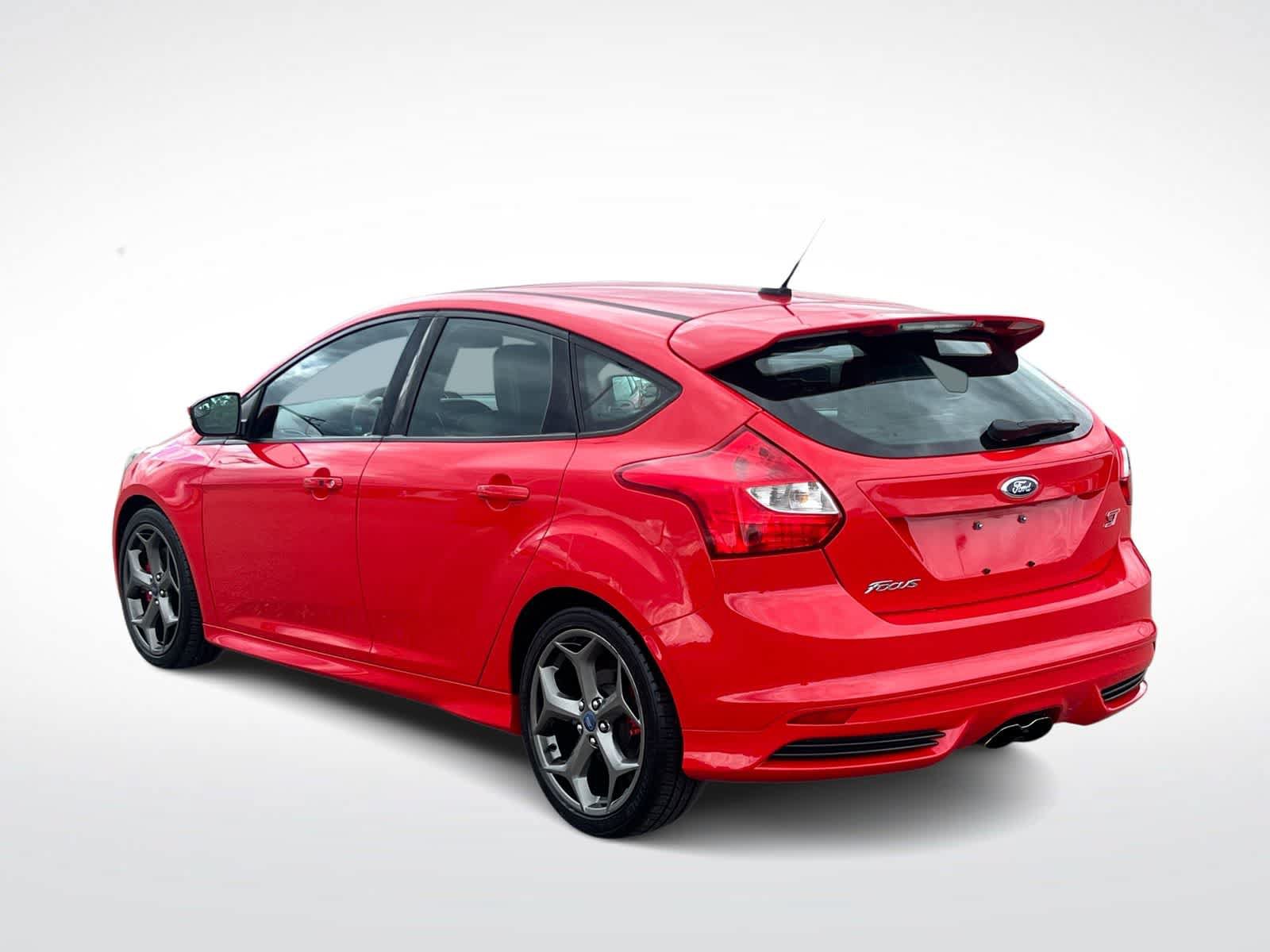 Used 2014 Ford Focus ST w/ Equipment Group 202A FWD image 6