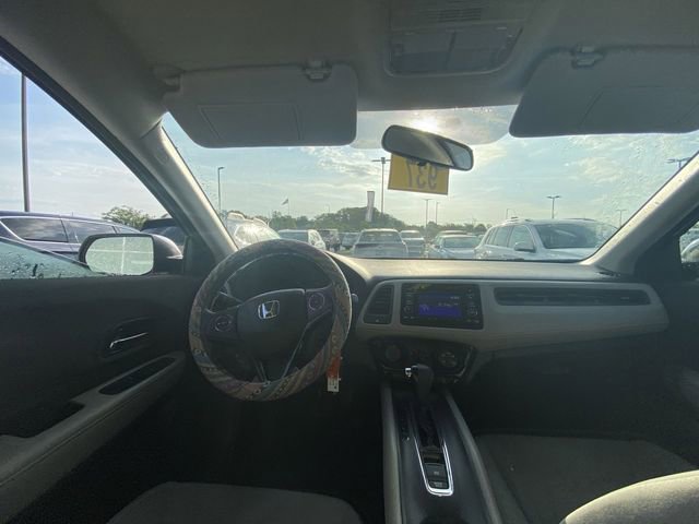 Used 2019 Honda HR-V LX image 6