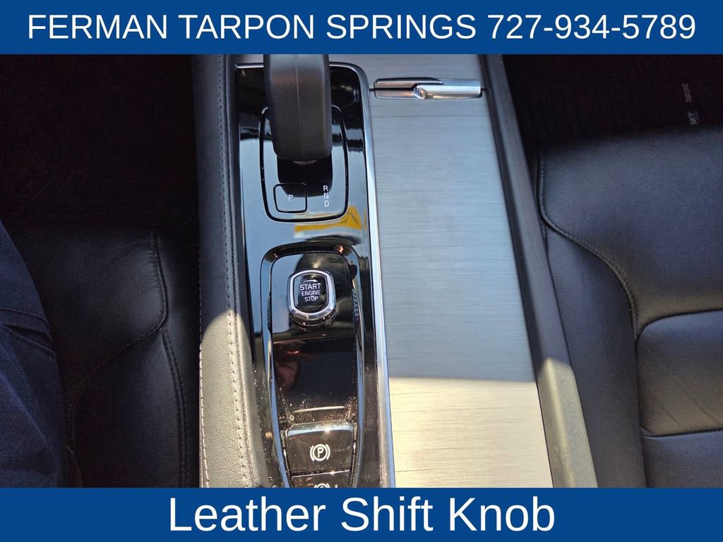 Certified 2024 Volvo XC90 B5 Core image 27