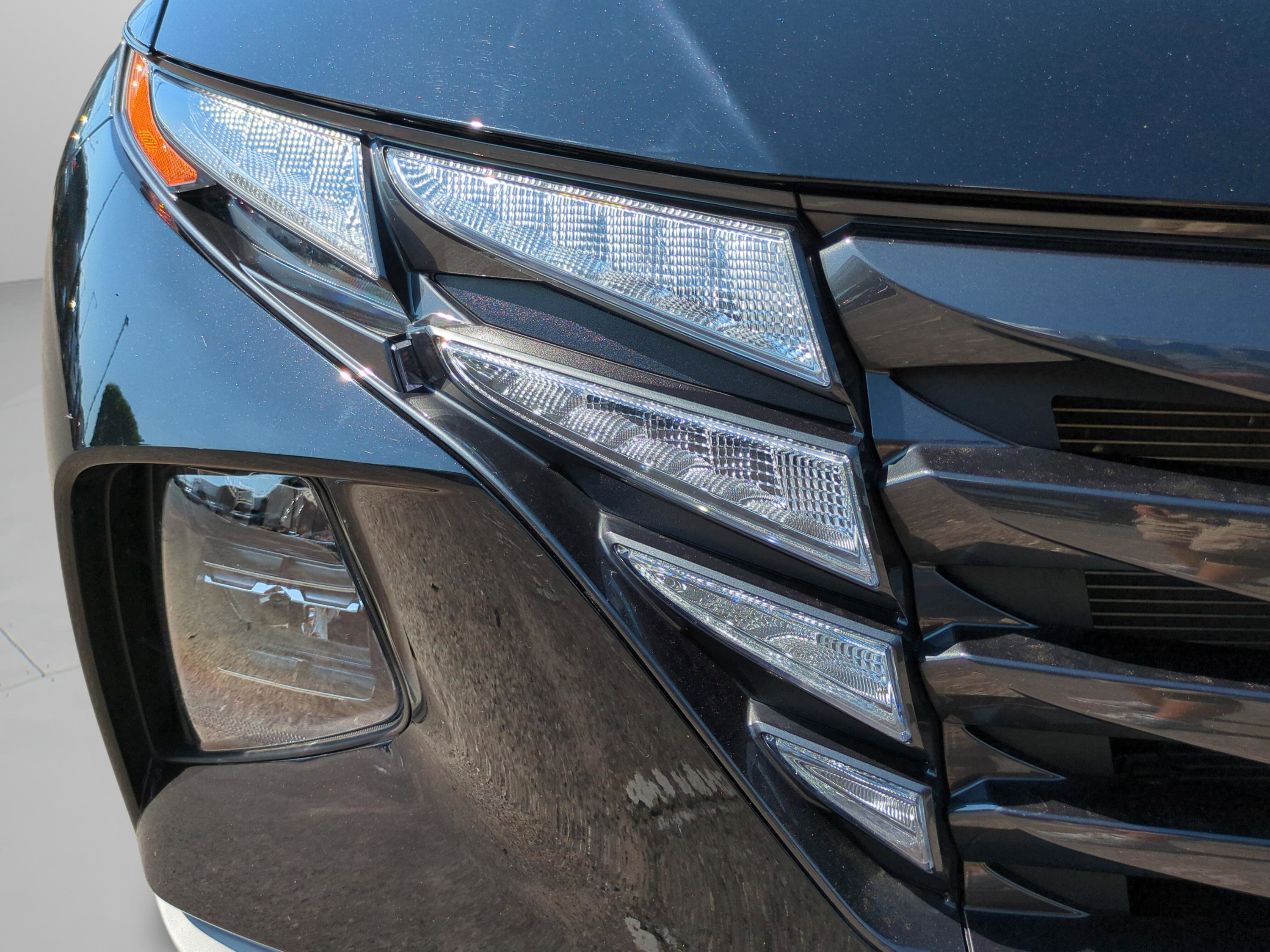 Certified 2024 Hyundai Tucson SEL w/ Convenience Package FWD image 9