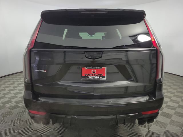 Used 2024 Cadillac Escalade ESV V image 12