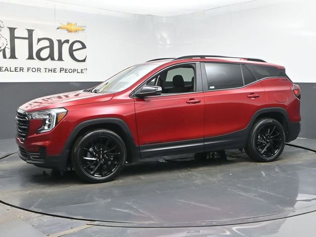 Used 2023 GMC Terrain SLE w/ Driver Convenience Package image 33