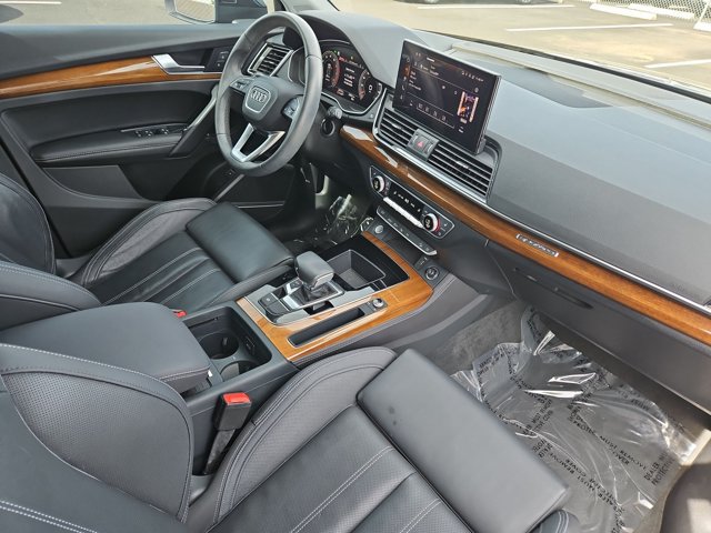 Used 2024 Audi Q5 Prestige w/ Prestige Package AWD/4WD image 27