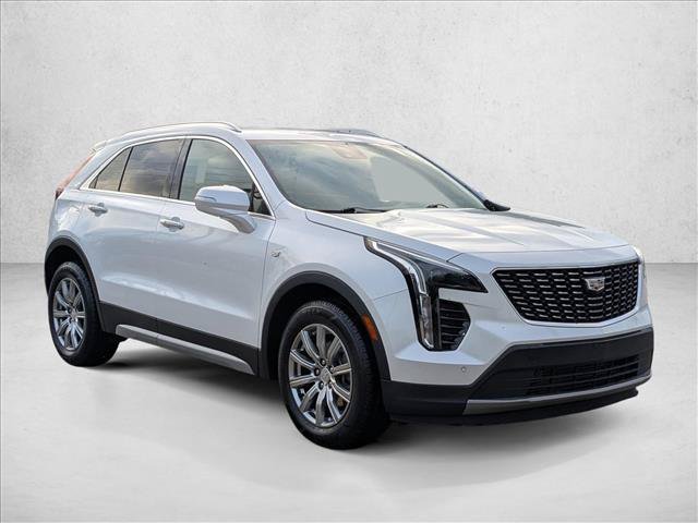 Used 2021 Cadillac XT4 Premium Luxury w/ Driver Awareness Package FWD image 3