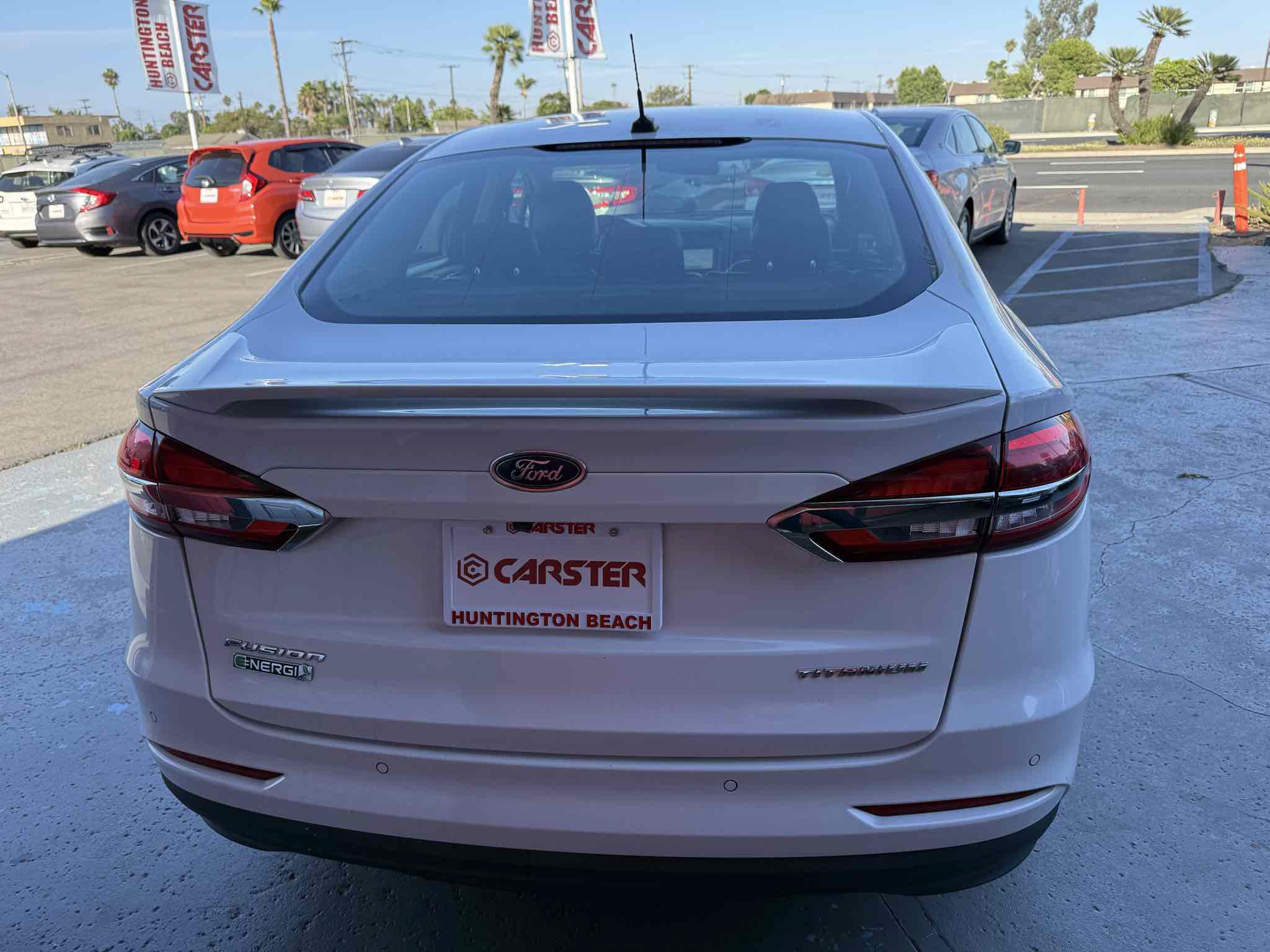 Used 2019 Ford Fusion Energi Titanium FWD image 4