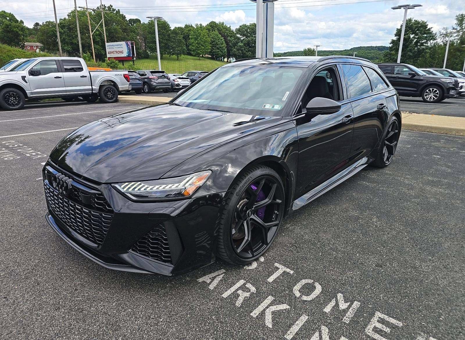 Used 2024 Audi RS 6 performance AWD/4WD image 2