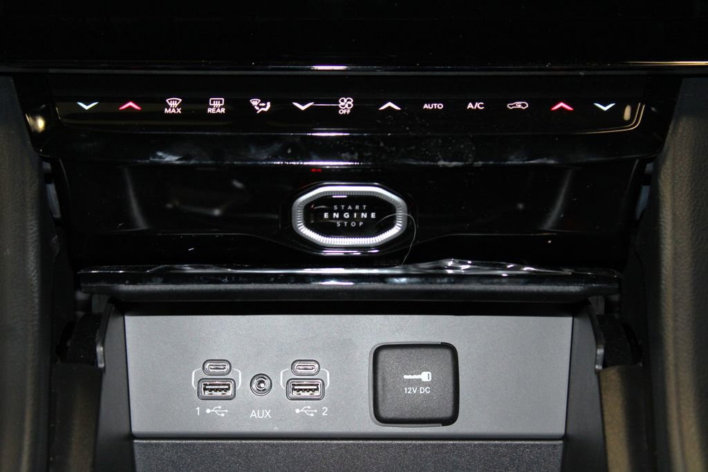 New 2026 Jeep Grand Cherokee Limited w/ Limited Altitude Package image 20