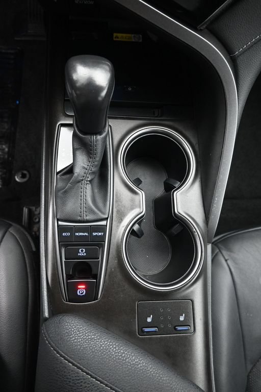 Used 2024 Toyota Camry XSE FWD image 21