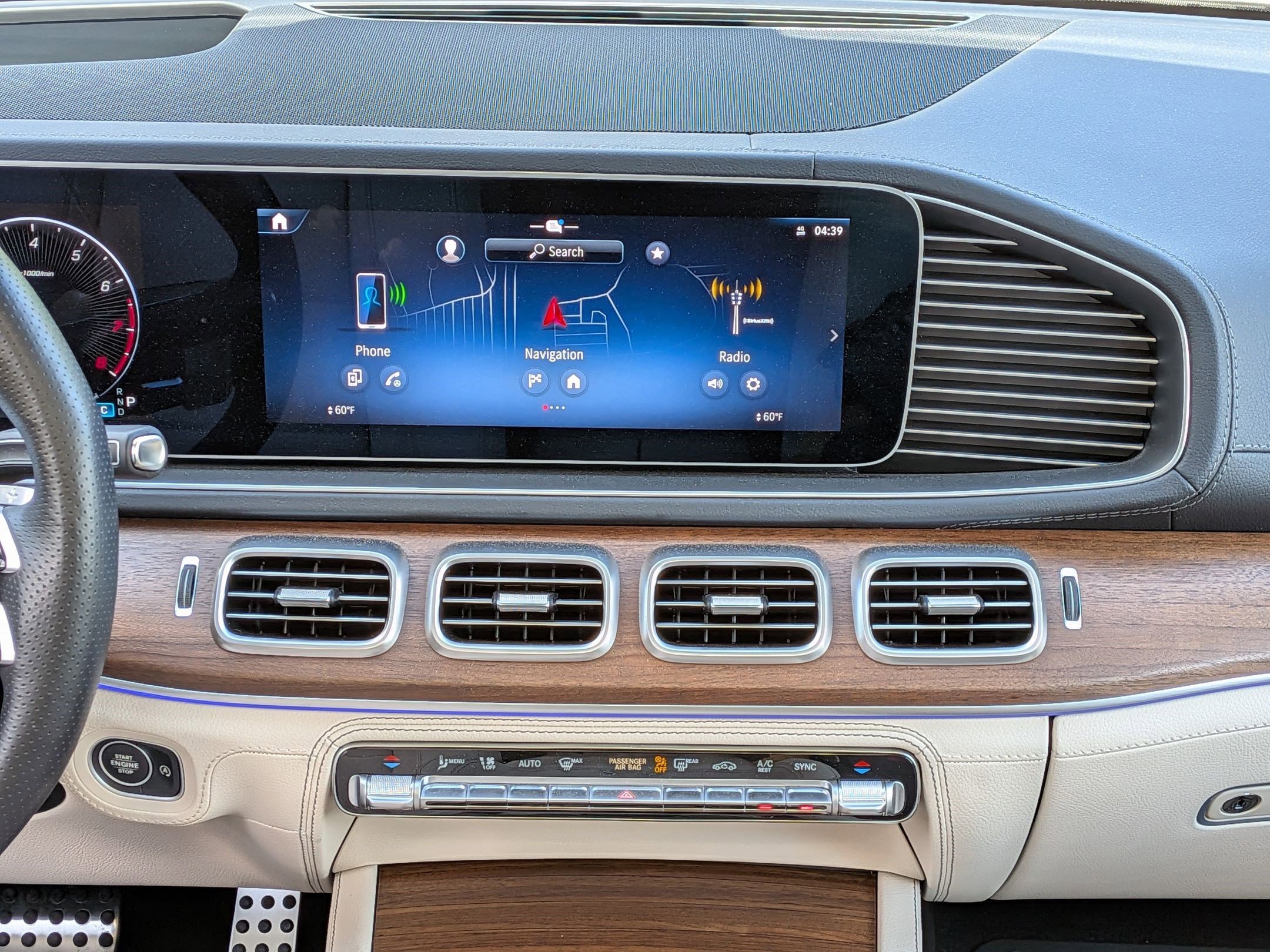 Certified 2025 Mercedes-Benz GLS 450 4MATIC image 19