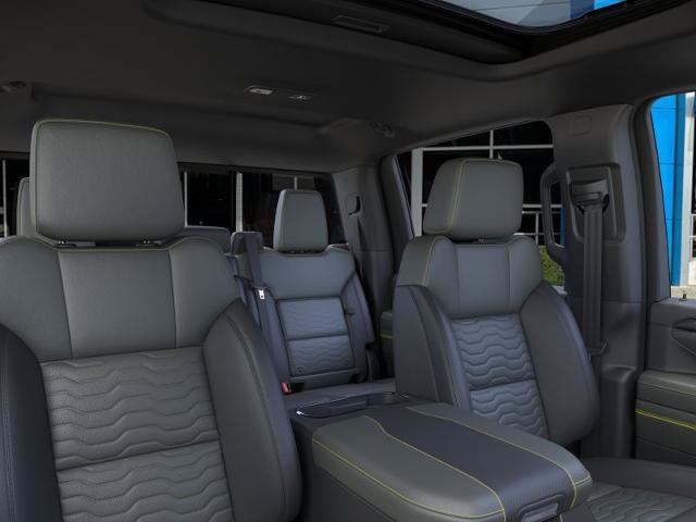 New 2026 Chevrolet Silverado 2500 ZR2 w/ LPO, Dark Essentials Package AWD/4WD image 24