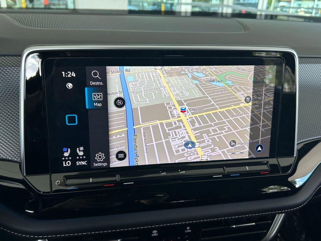 Used 2024 Volkswagen Atlas Cross Sport SEL Premium R-Line image 27