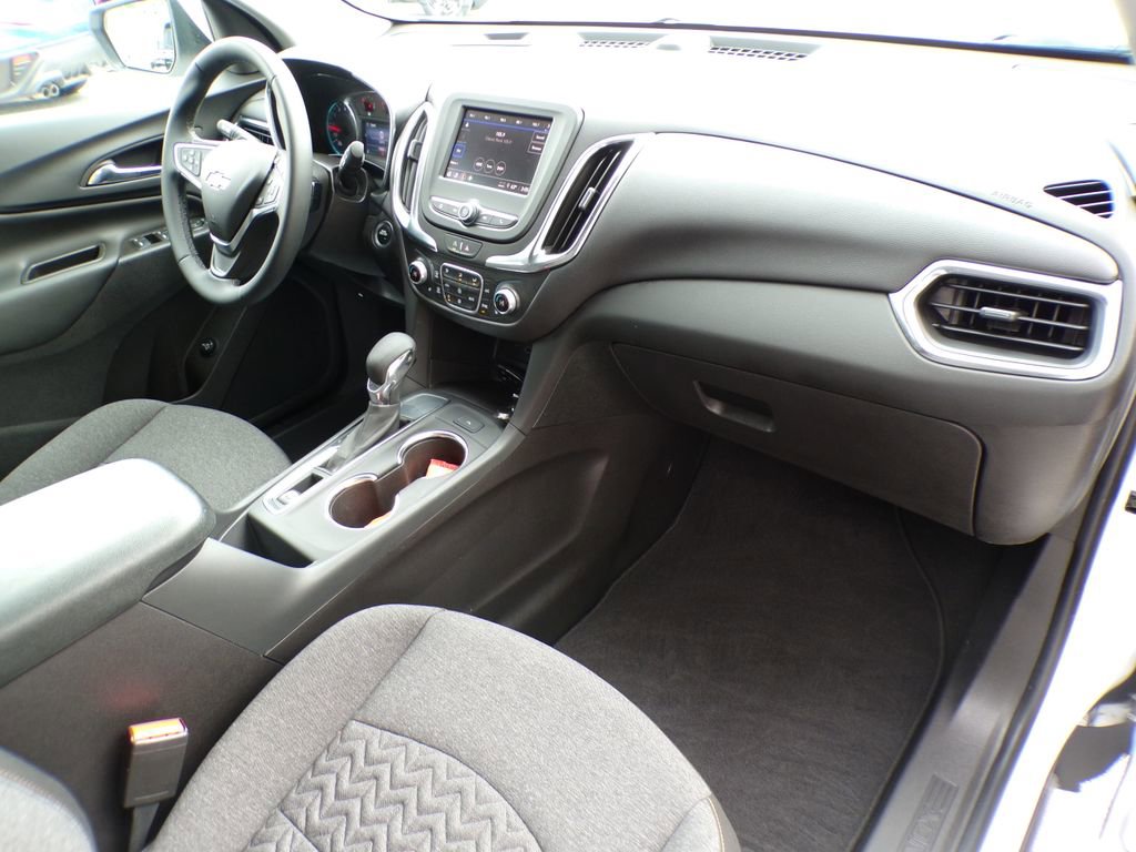 Used 2024 Chevrolet Equinox LT FWD image 15