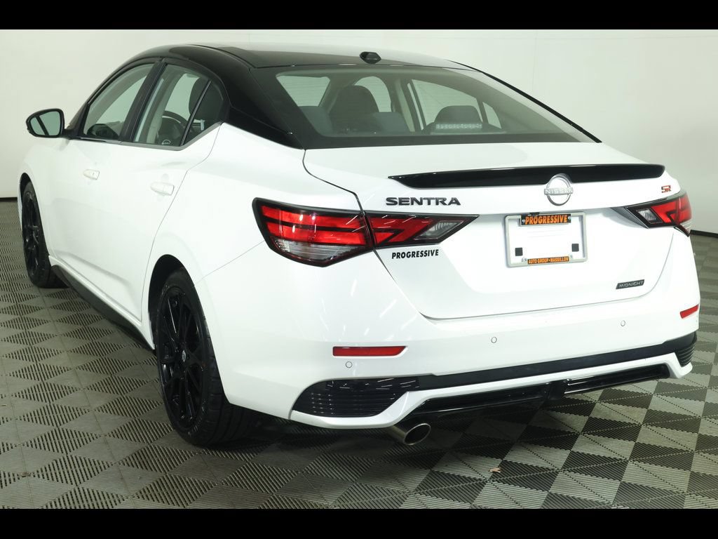 Used 2025 Nissan Sentra SR w/ Midnight Edition FWD image 14