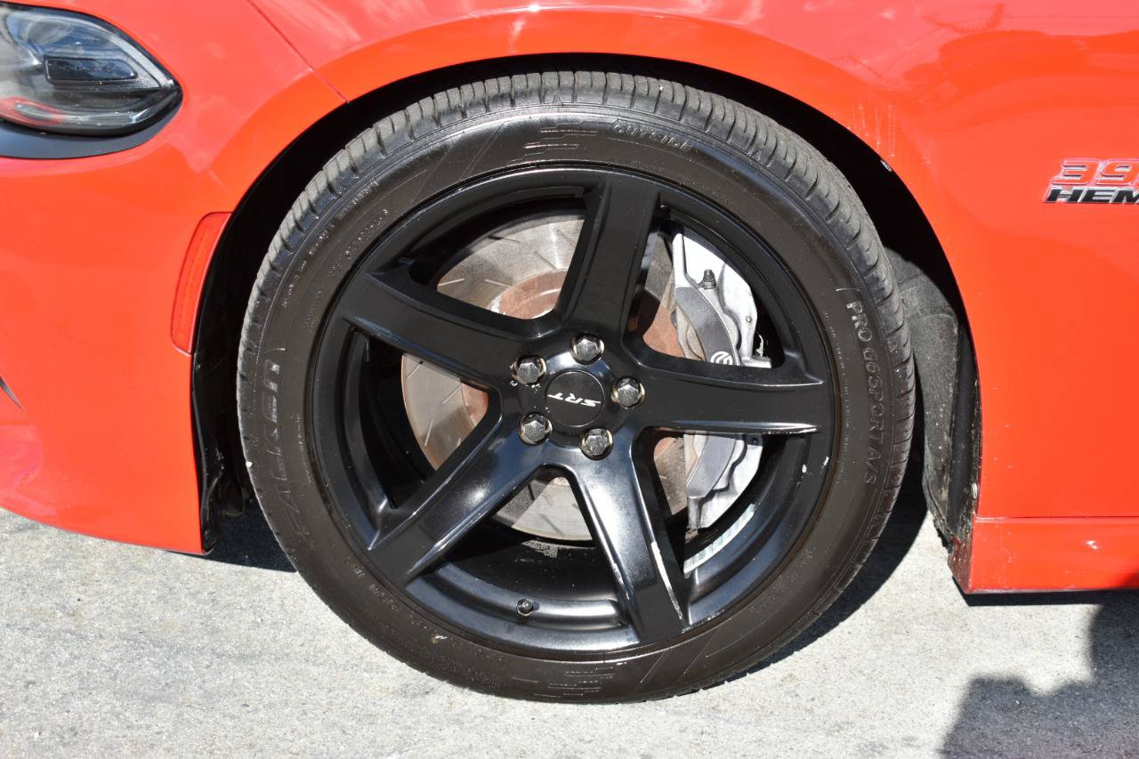 Used 2019 Dodge Charger Scat Pack w/ Dynamics Package RWD image 32