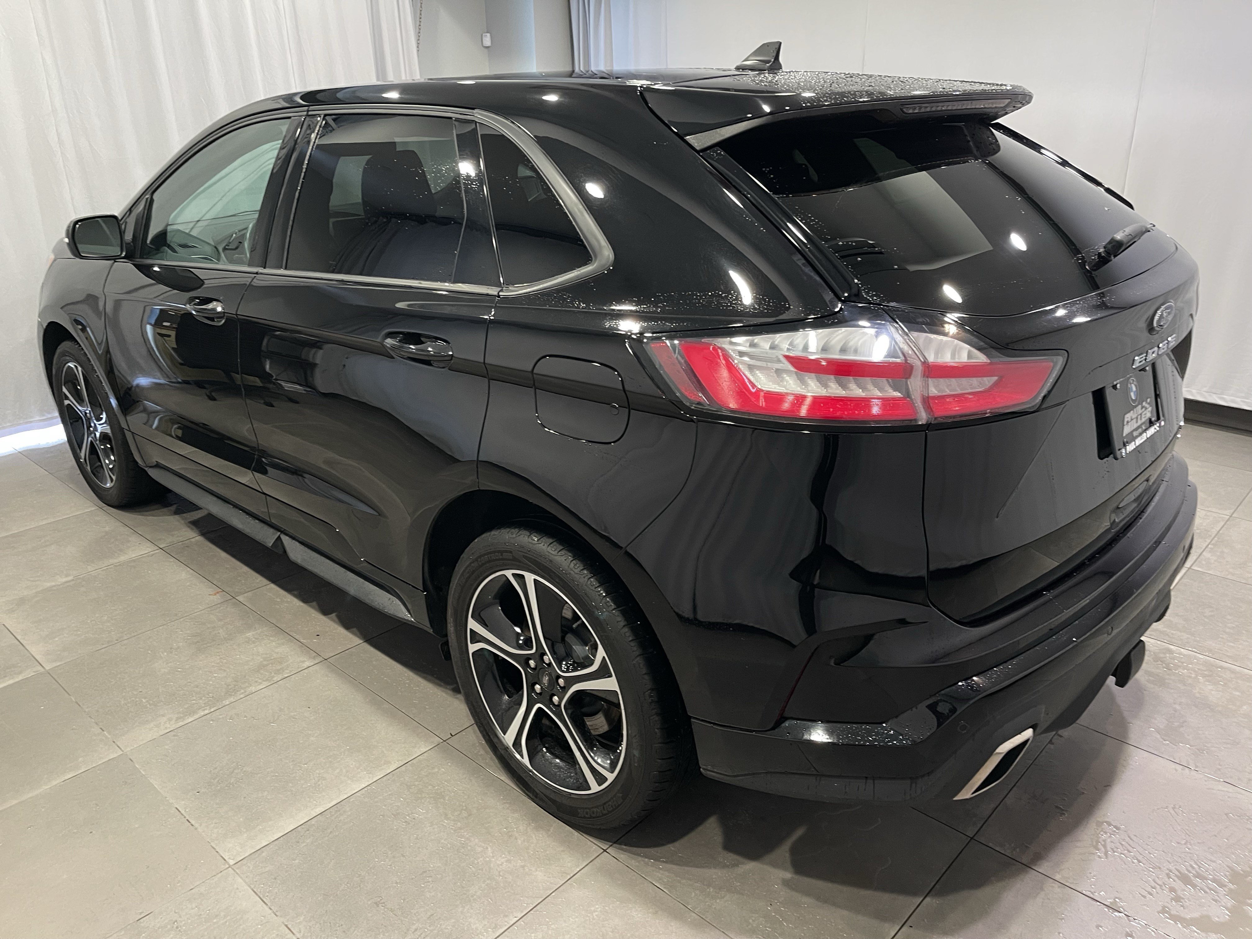 Used 2023 Ford Edge ST AWD/4WD image 4