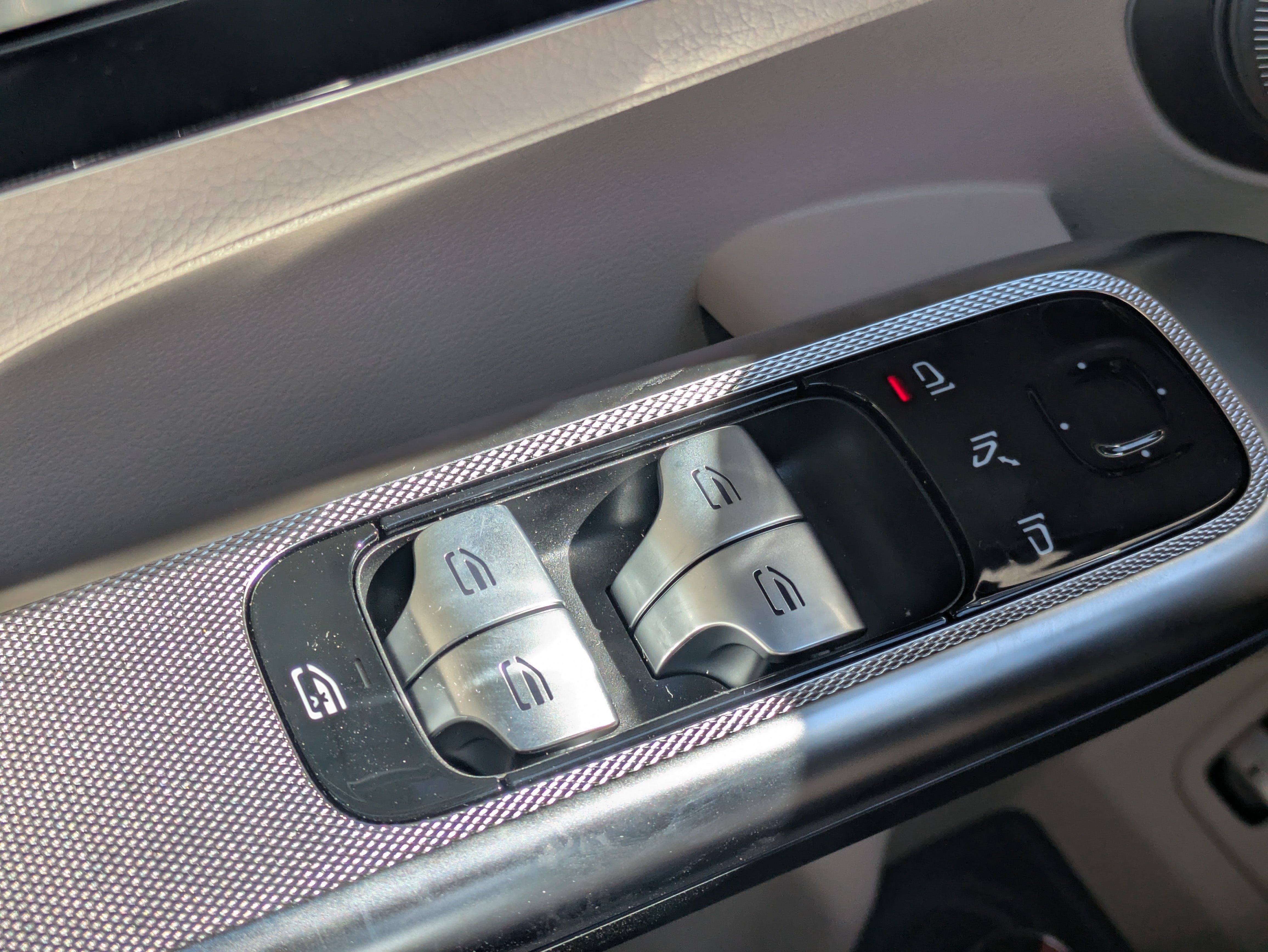 New 2027 Mercedes-Benz GLC 350e 4MATIC image 22
