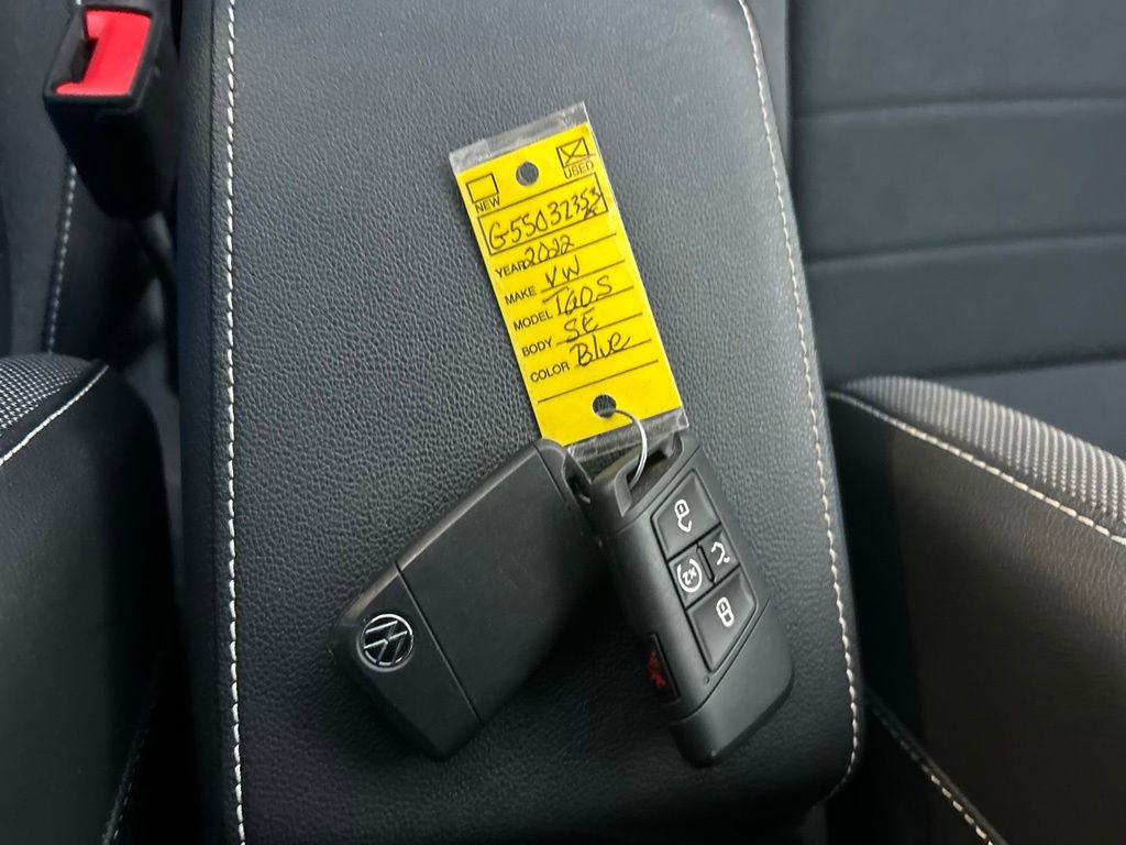Used 2022 Volkswagen Taos SE w/ Driver Assistance Package image 59