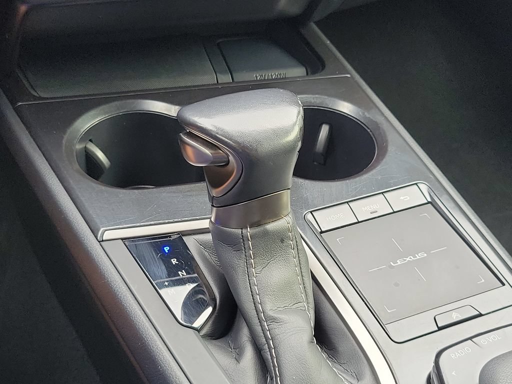 Used 2021 Lexus UX 200 w/ Premium Package FWD image 30