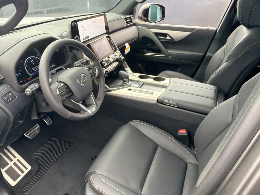 New 2026 Lexus LX 700h F Sport AWD/4WD image 10