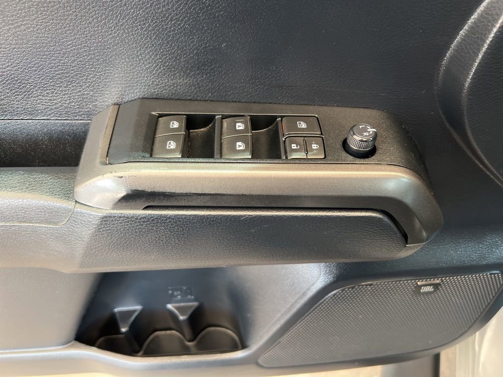 Used 2019 Toyota Tacoma TRD Sport w/ TRD Premium Sport Package image 31