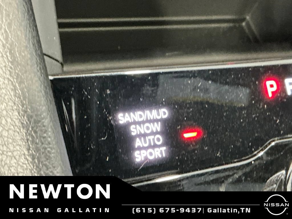 Used 2024 Jeep Grand Cherokee L Limited AWD/4WD image 26