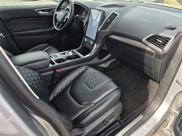 Used 2024 Ford Edge Titanium image 13